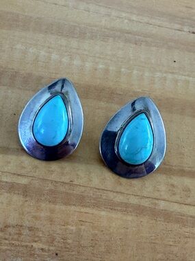 Turquoise Sterling Stud Earrings Zuni Pueblo Sensa Eustace Signed S.E. Vintage
